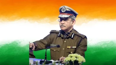 Delhi Police Commissioner को C.M थप्पड़ कांड पर हटाया, Satish Golcha की नियुक्ति